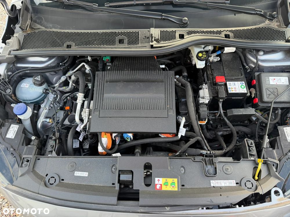Peugeot 208 Elektromotor 136 Allure Pack - 35