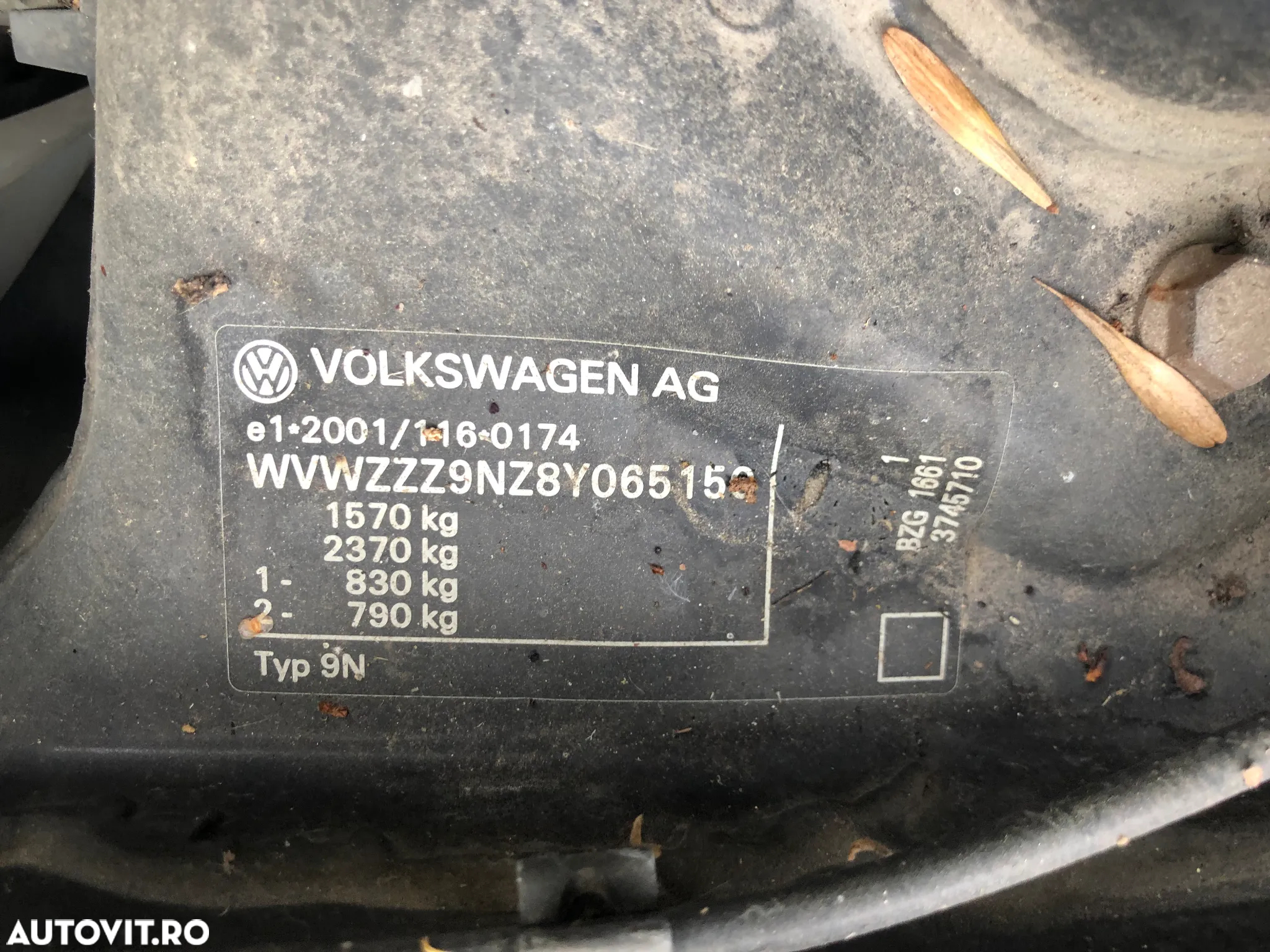 Dezmembrez VW Volkswagen Polo 9N facelift negru 1.2 benzina 2007 - 12