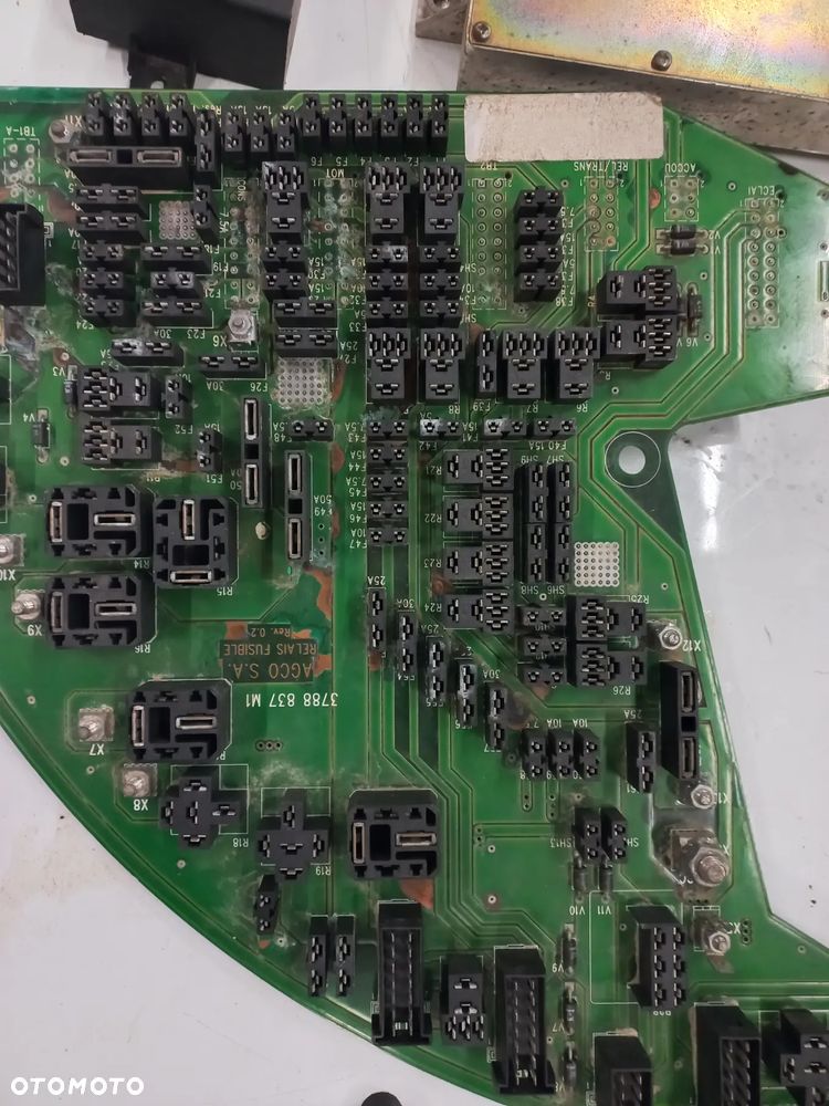 Sterownik,Moduł,Licznik 710147A2,RE231727,86013117,7700022917,3788837M1,3618318M02,AUTO5,NS-107236,NS-107237,NS-107213,1118267.0, 464030010A,11085960,1171850,117231.1, 33373030, EHR,CLAAS,CEBIS,VALTRA,MASSEY,RENAULT,JOHN DEERE,FORD,JEDNOSTKA STERUJĄCA,CS 86, - 22