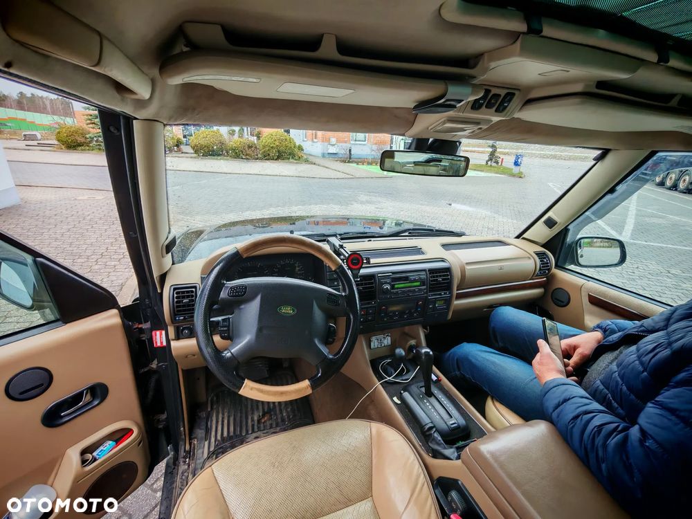Land Rover Discovery - 14