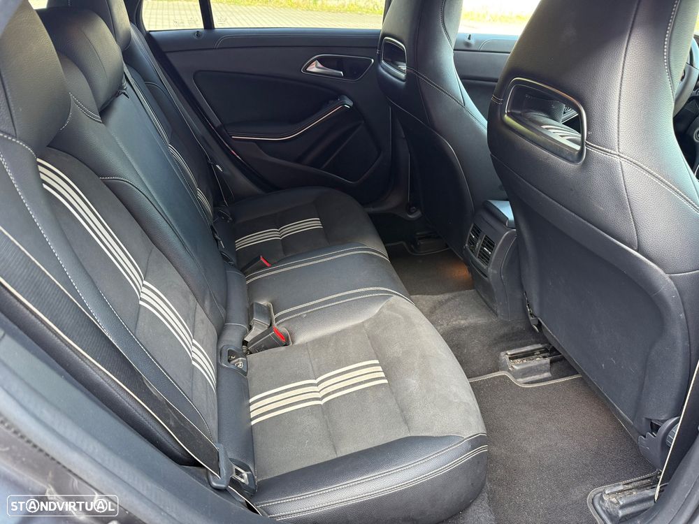 Mercedes-Benz CLA 200 d Shooting Brake AMG Line Aut. - 16