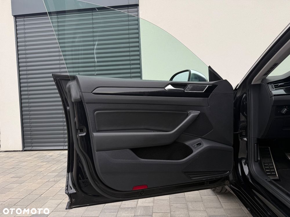 Volkswagen Arteon 2.0 TDI SCR Elegance - 15