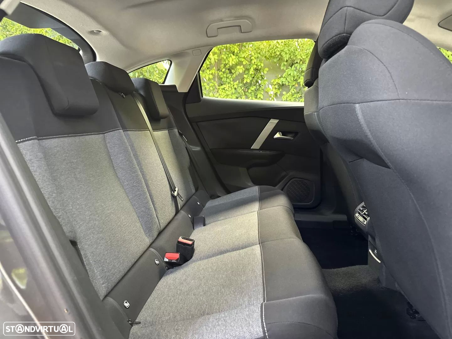 Citroën C4 1.2 PureTech Feel - 16
