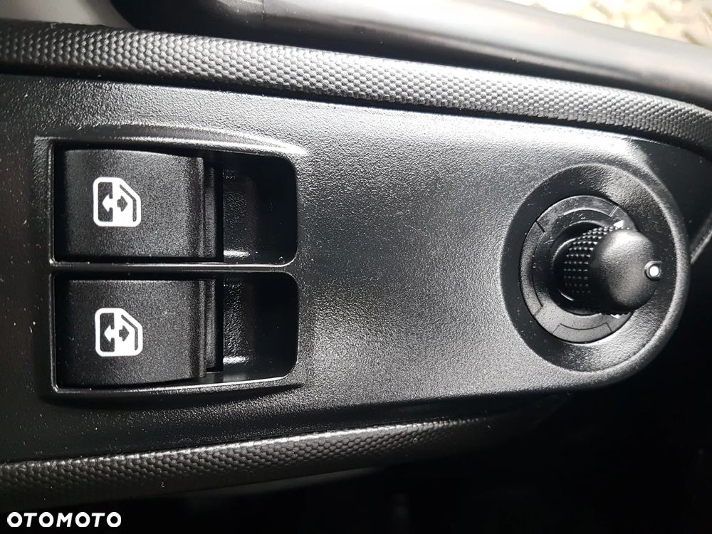 Iveco DAILY KONTENER NISKOPODŁOGOWY 4,43x2,24x2,43 SKLEP FOODTRUCK BAR KLIMA KONIOWÓZ KAMPER - 9