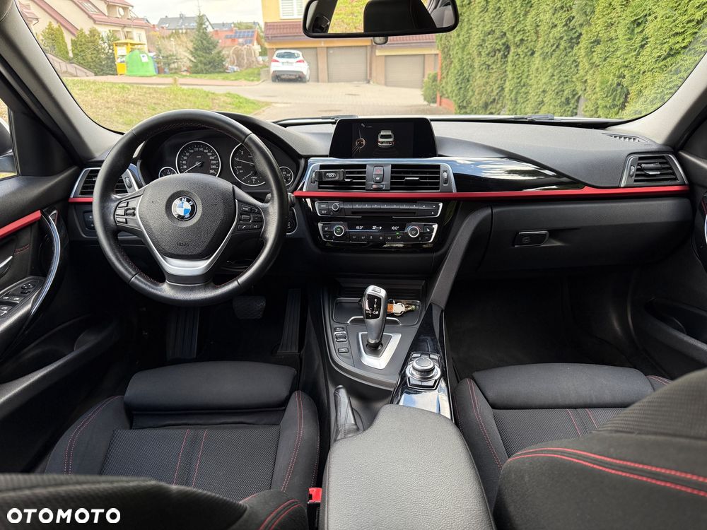 BMW Seria 3 318i Sport Line - 9