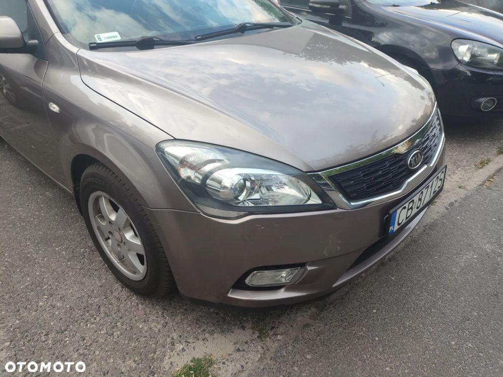 Kia Ceed - 2
