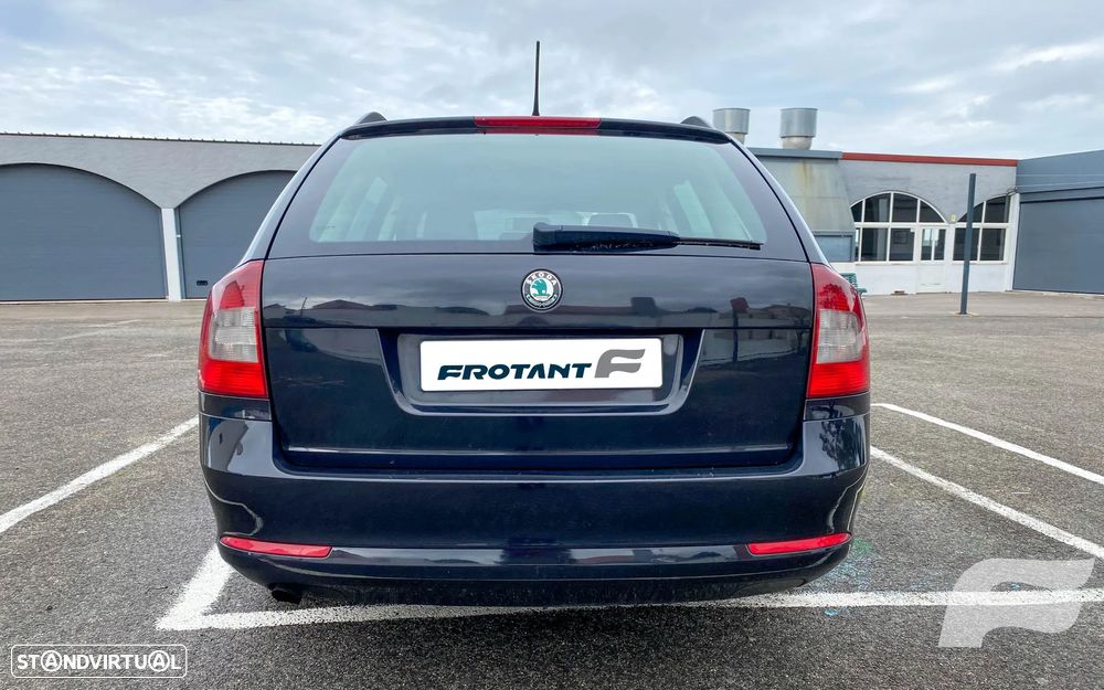 Skoda Octavia Break 1.6 TDi Ambition DSG - 6