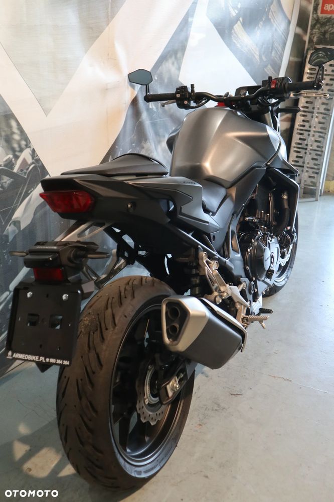 Honda Hornet - 22