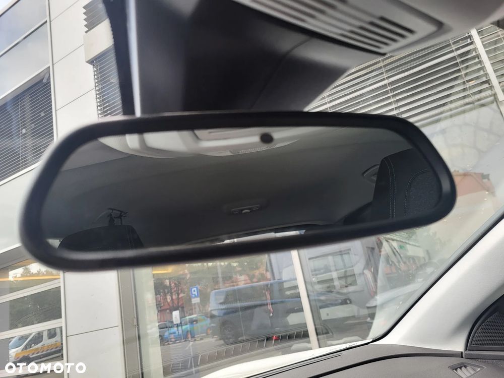 Peugeot 3008 1.5 BlueHDi Allure S&S - 28
