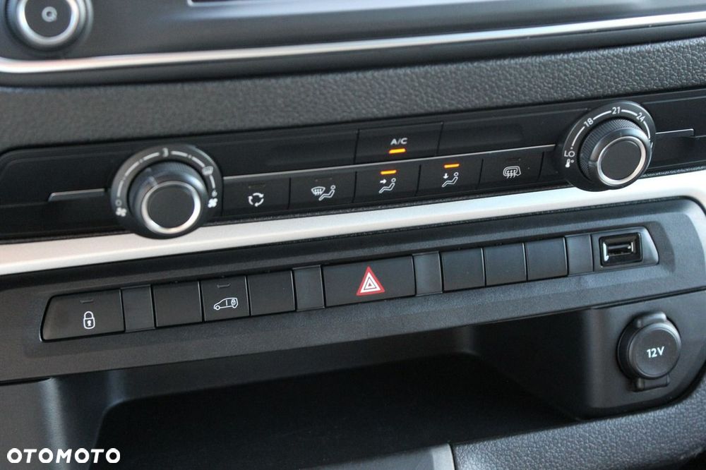 Opel Vivaro - 21