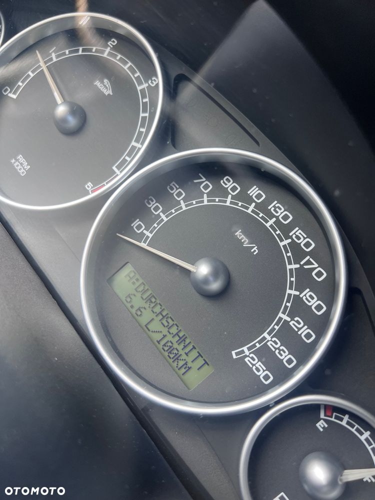 Jaguar X-Type 2.0 Sport - 22