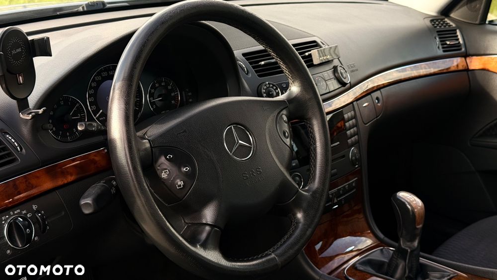 Mercedes-Benz Klasa E 200 Kompressor Elegance - 17