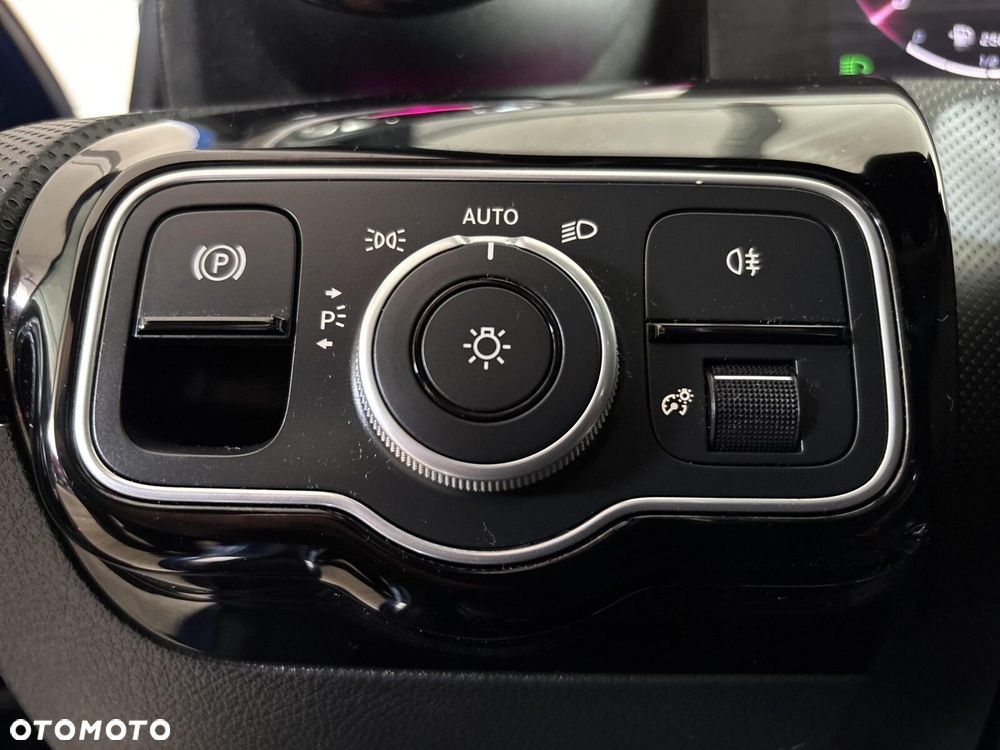 Mercedes-Benz Klasa A - 25