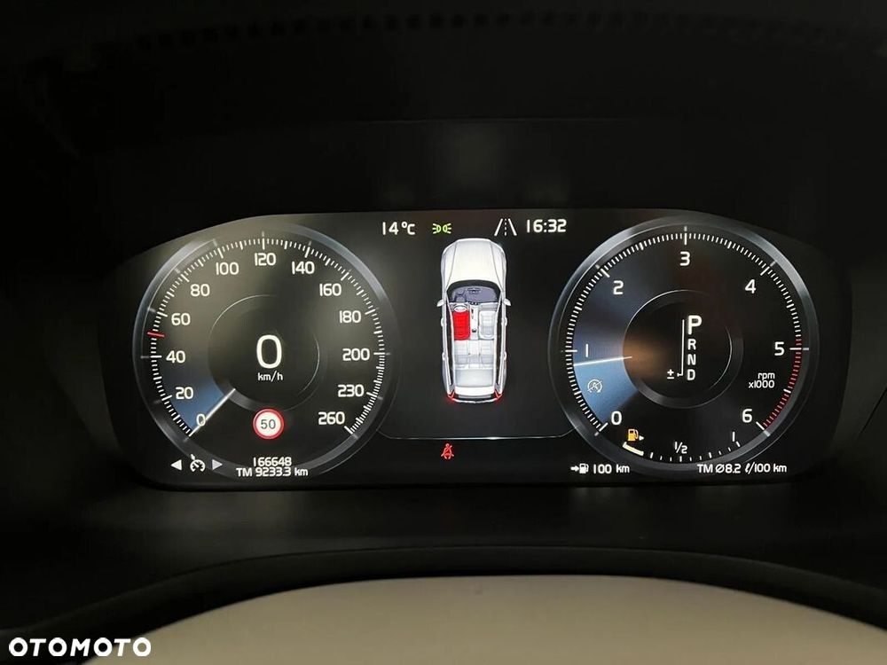 Volvo V60 D4 Drive-E Momentum - 31