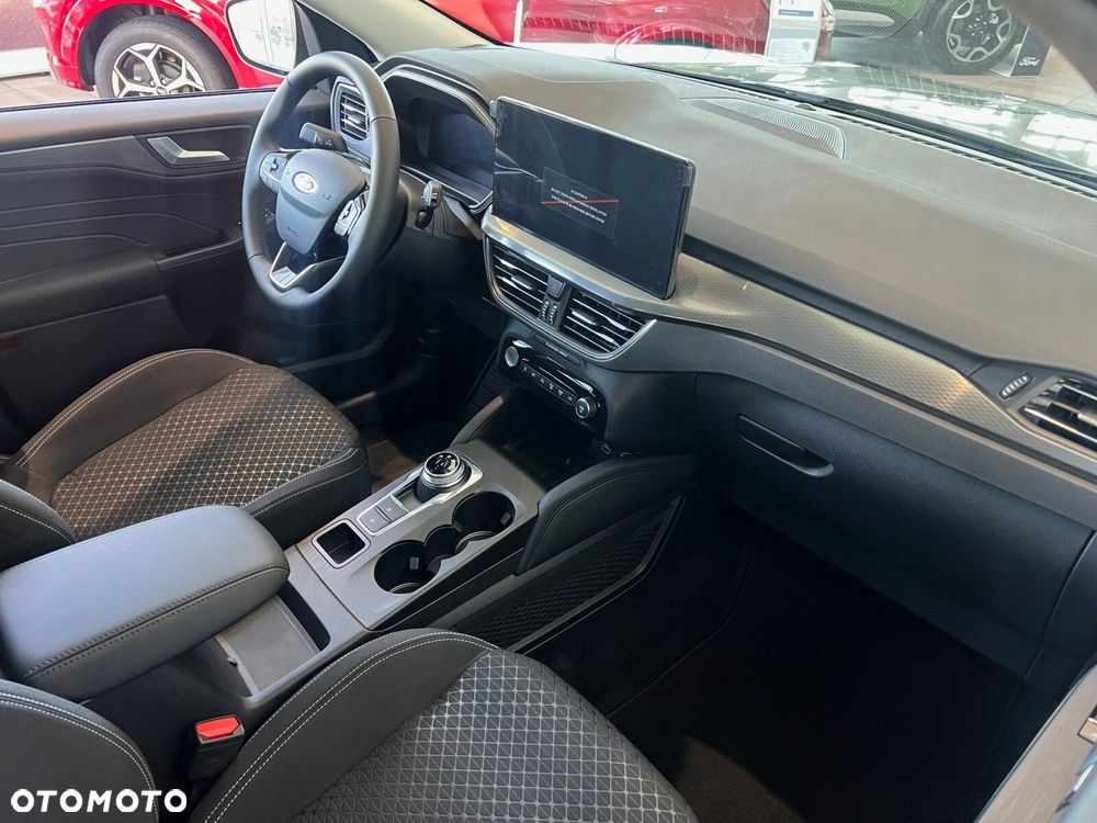 Ford Kuga - 8