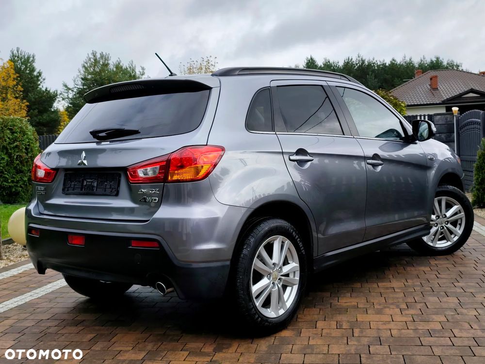 Mitsubishi ASX - 15
