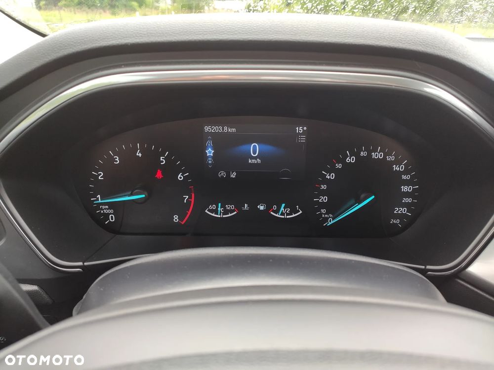 Ford Focus 1.0 EcoBoost mHEV Titanium - 25