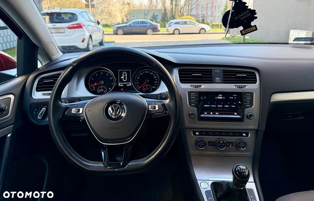 Volkswagen Golf VII 1.2 TSI BMT Comfortline - 11