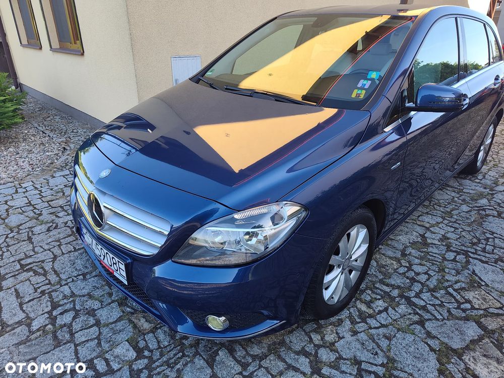 Mercedes-Benz Klasa B 180 CDI (BlueEFFICIENCY) - 19