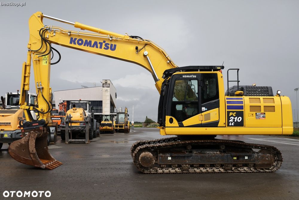 Komatsu PC210LC-11 - 3