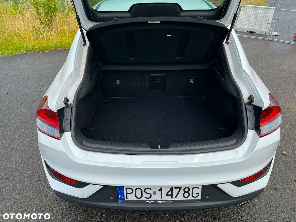 Hyundai i30 Fastback 1.6 CRDI Premium - 5