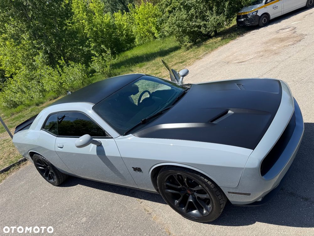 Dodge Challenger 5.7 R/T - 19