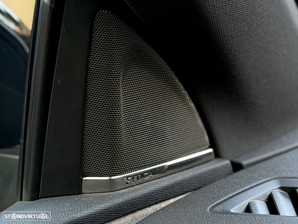 Peugeot 3008 1.6 Hybrid4 GT Pack e-EAT8 - 5