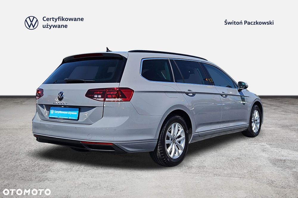 Volkswagen Passat - 5