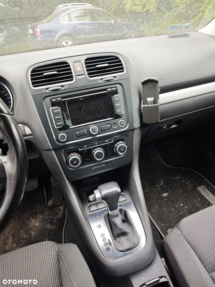 Volkswagen Golf VI 1.6 TDI BlueMot Comfortline DSG - 7