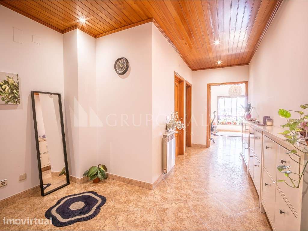 Apartamento T3 na Tapada das Mercês - Grande imagem: 3/16
