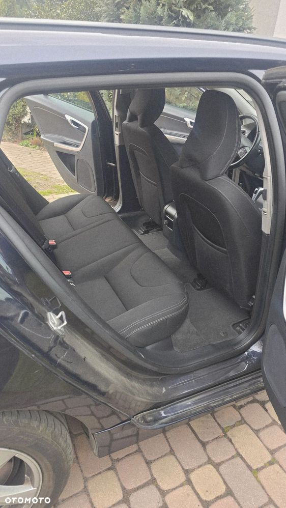 Volvo V60 D2 Ocean Race - 10