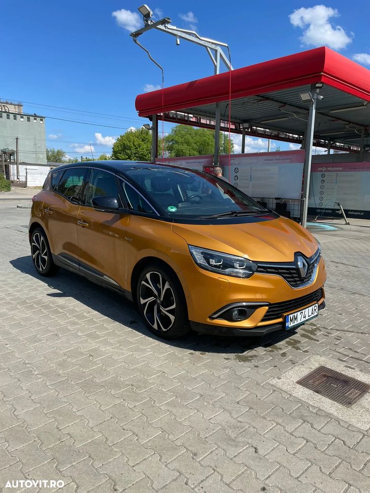 Renault Scenic - 1