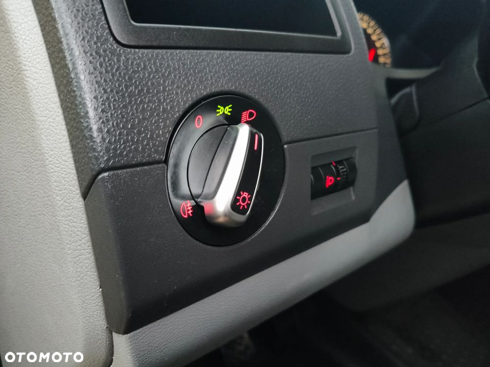 Volkswagen T5 lift  transporter - 22