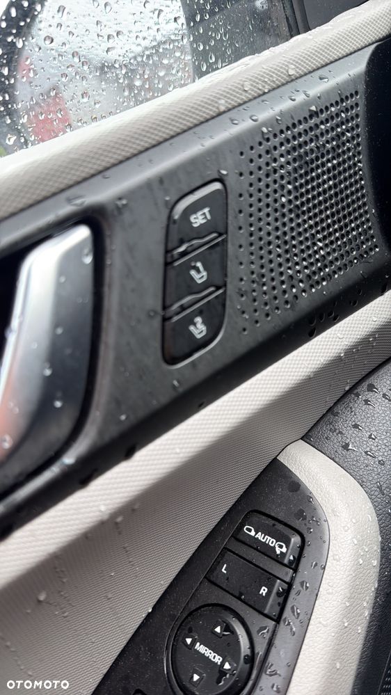 Hyundai IONIQ 1.6 GDI Premium - 29