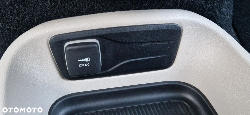 Chrysler Pacifica - 31