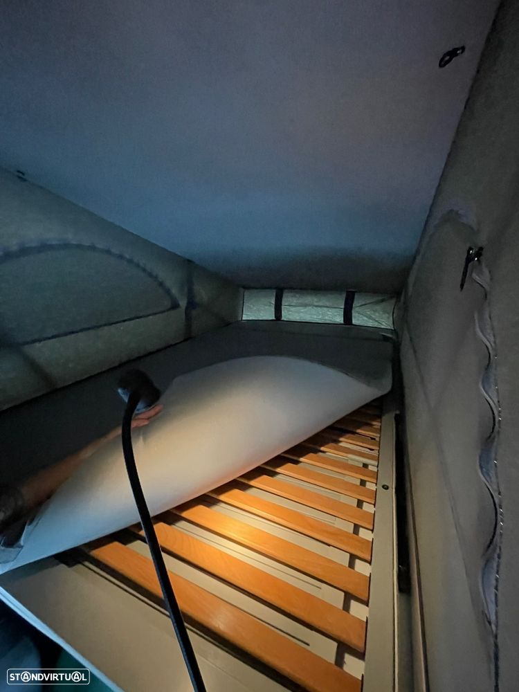 VW California Comfortline T5 Cxa 7 vel DSG - 14