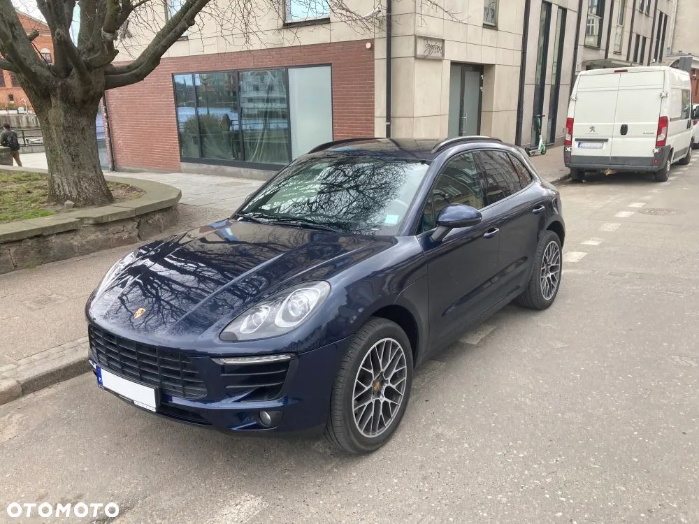 Porsche Macan Standard - 2