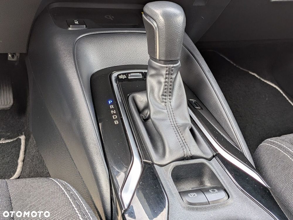 Toyota Corolla 1.8 Hybrid Comfort - 30