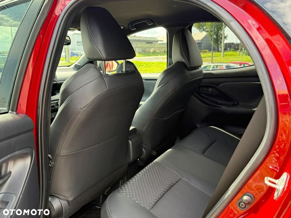 Toyota Yaris Hybrid 1.5 Executive - 12