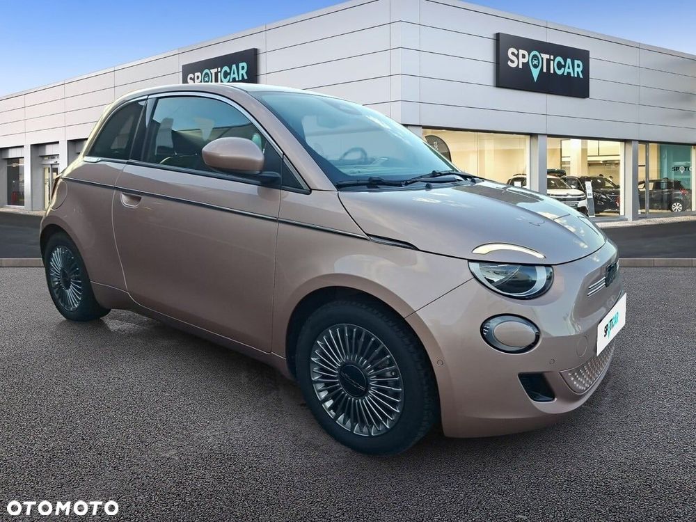 Fiat 500E 2023 photo 3