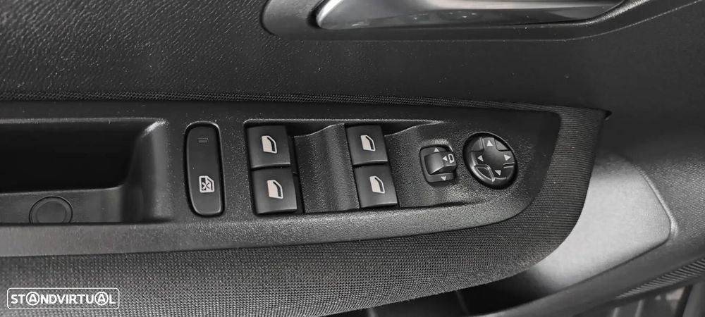 Peugeot 208 1.5 BlueHDi Active - 42