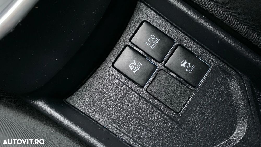 Toyota Yaris 1.5 VVT-i HSD Active - 18