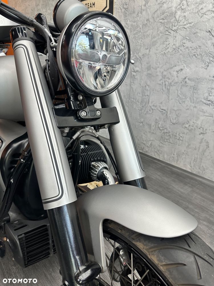 BMW R - 7