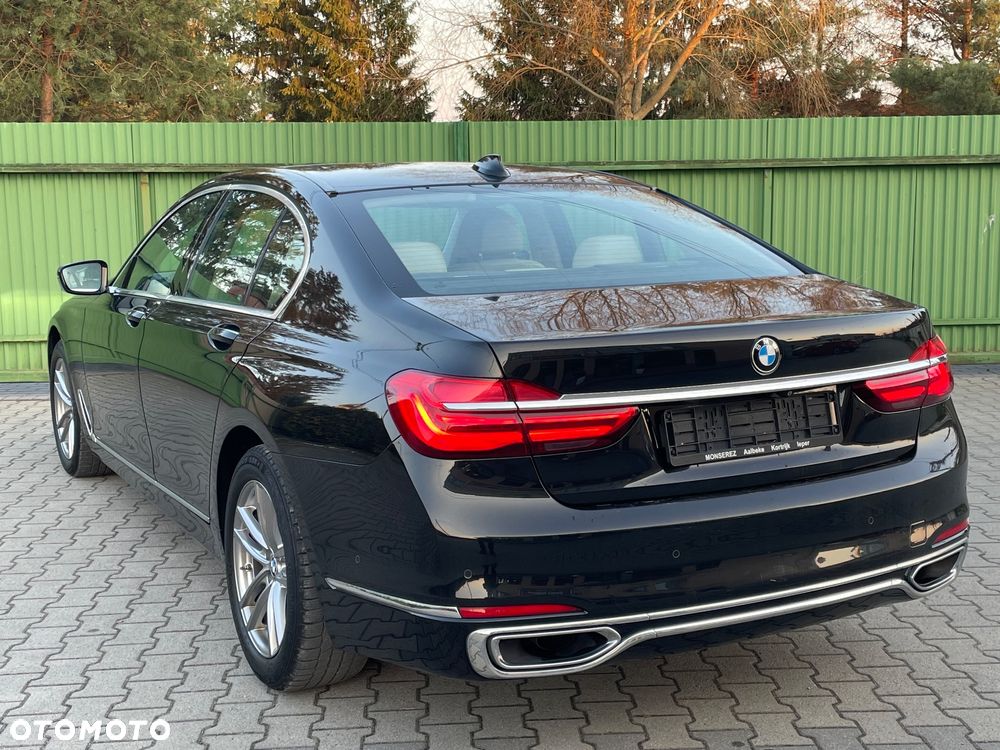 BMW Seria 7 730d xDrive - 9