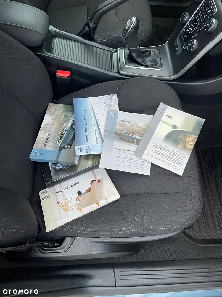 Volvo V40 D2 Summum - 21