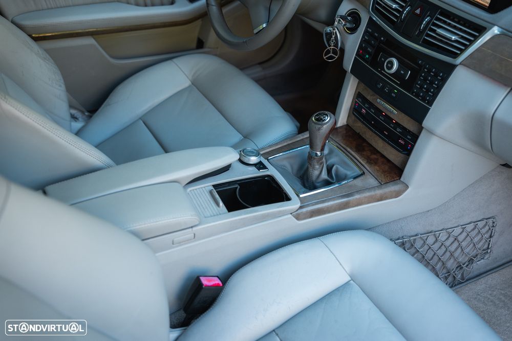 Mercedes-Benz E 200 CGi Elegance BE 165g - 22