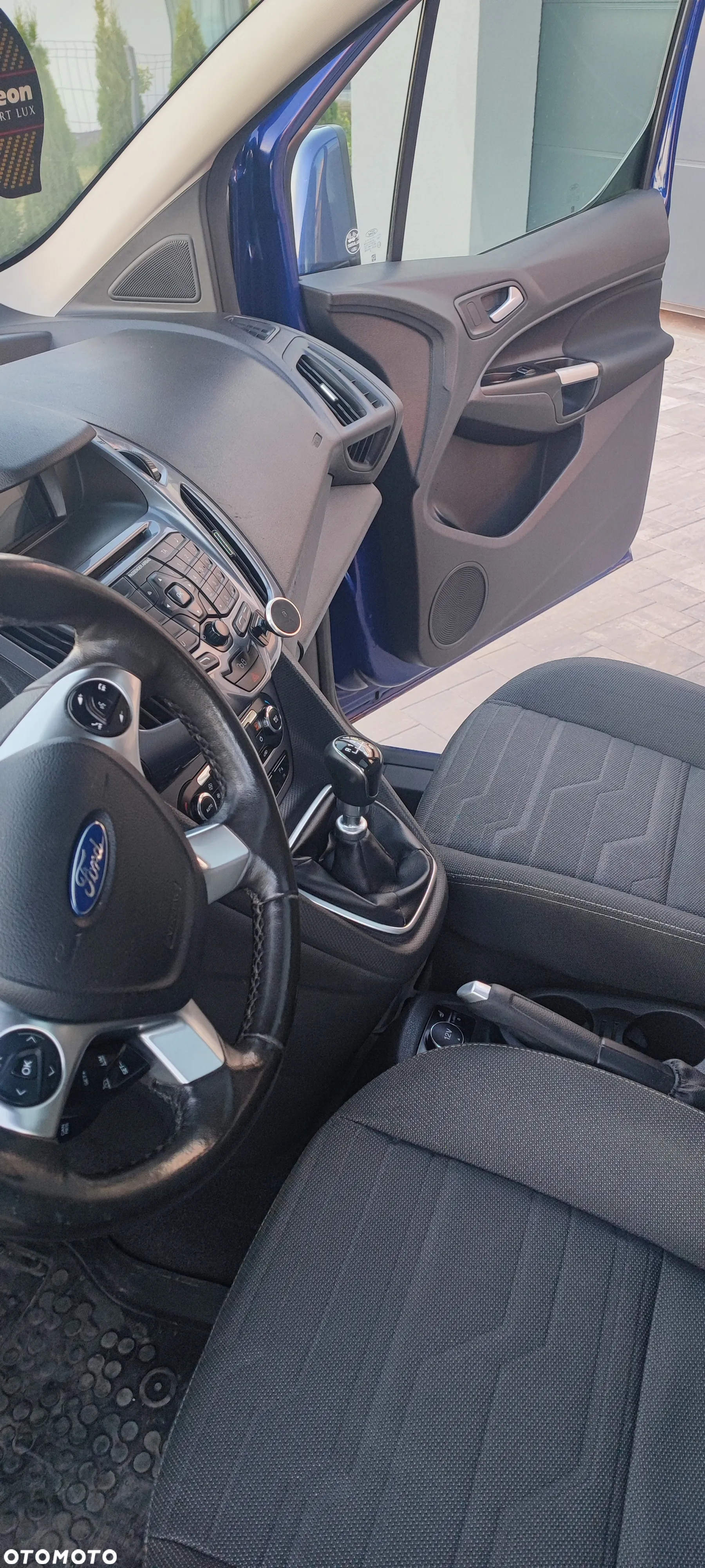 Ford Tourneo Connect 1.5 TDCi Trend - 4