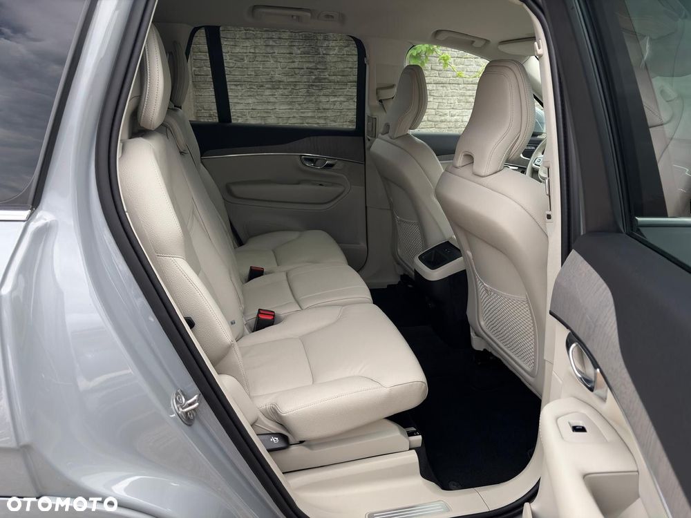 Volvo XC 90 - 19