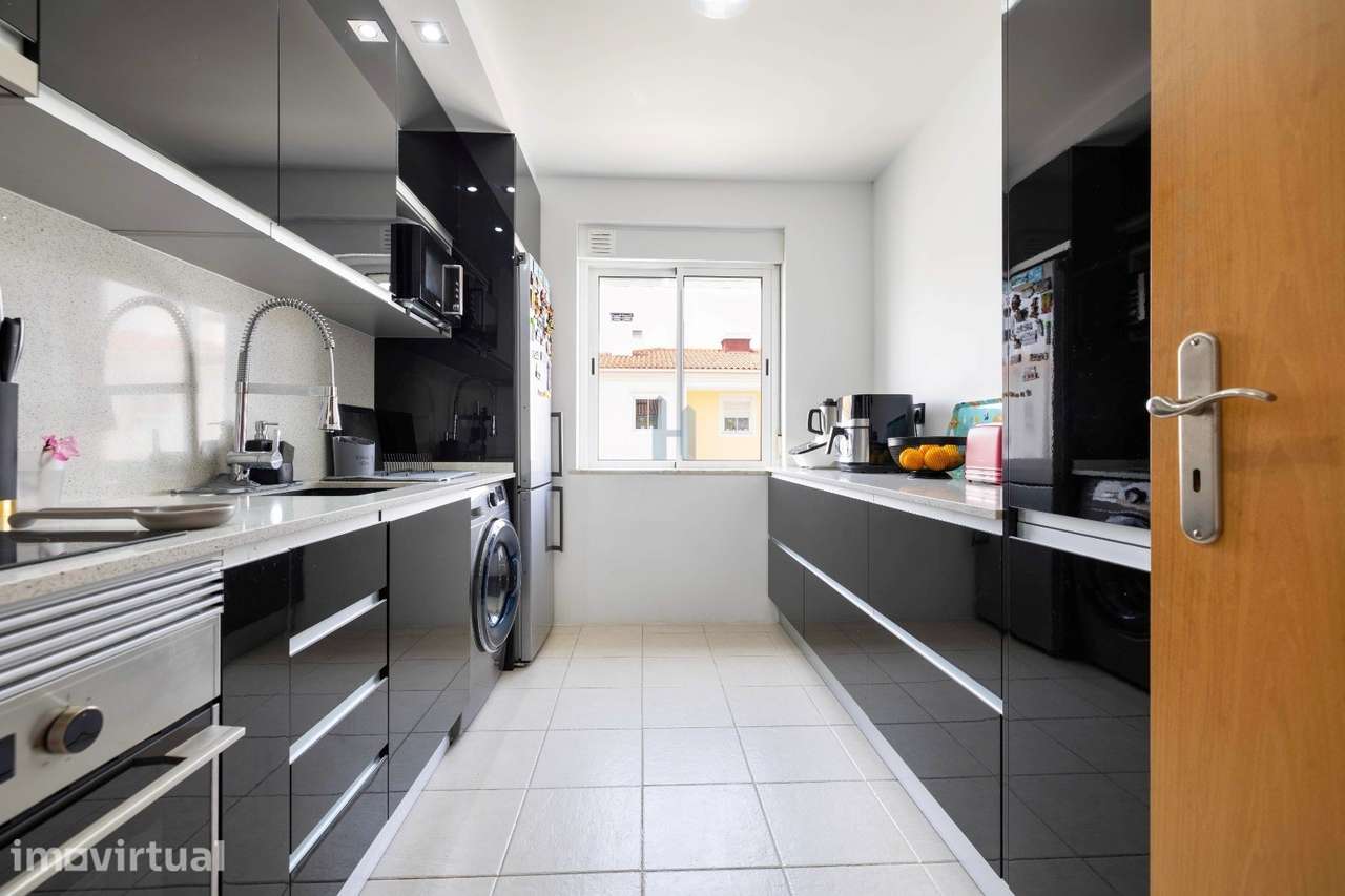 Apartamento T3 com arrecadação em Portimão - View 6