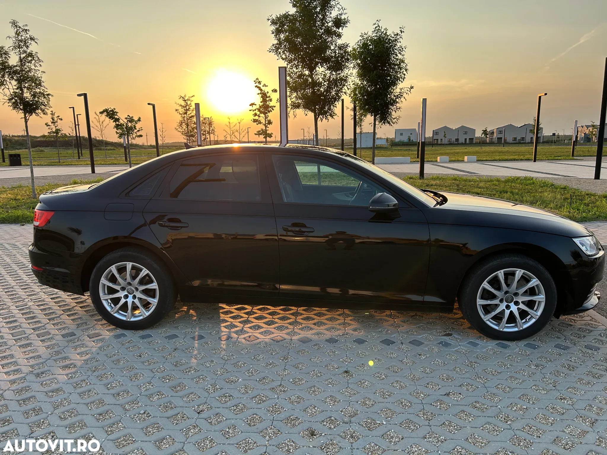Audi A4 2.0 TDI S tronic - 2
